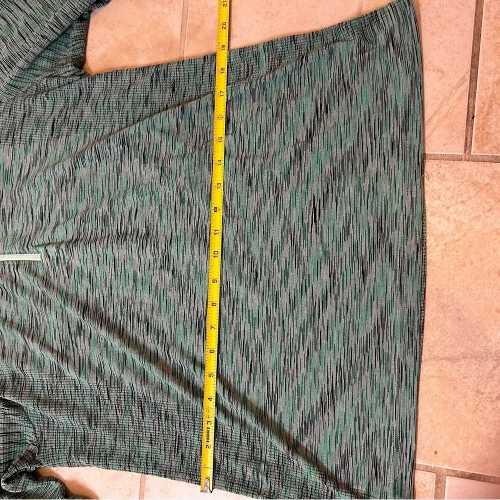 Under Armour stylish teal